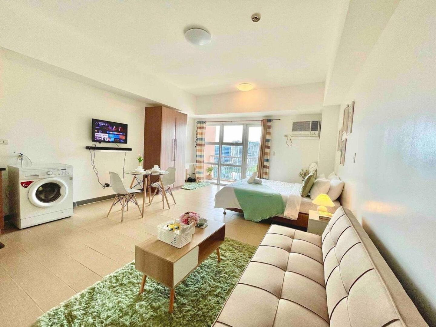 Luxury Bgc Near Venice Mall #vlra22e * Manila
