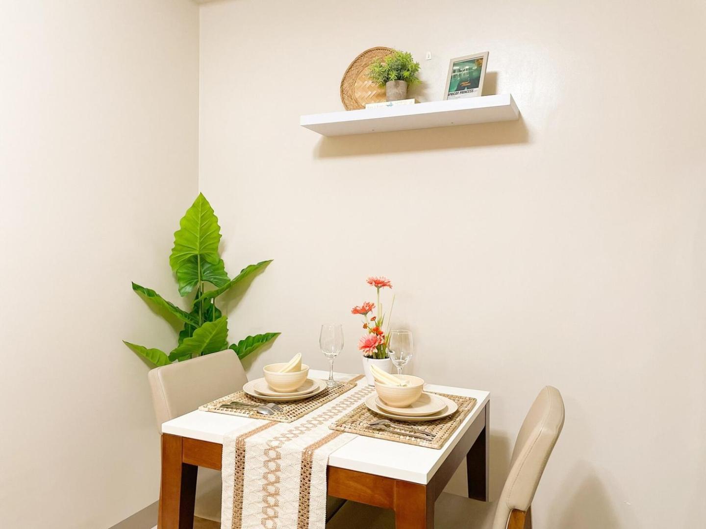 Bgc's Near Uptown Mall #oursw15o Holiday home *