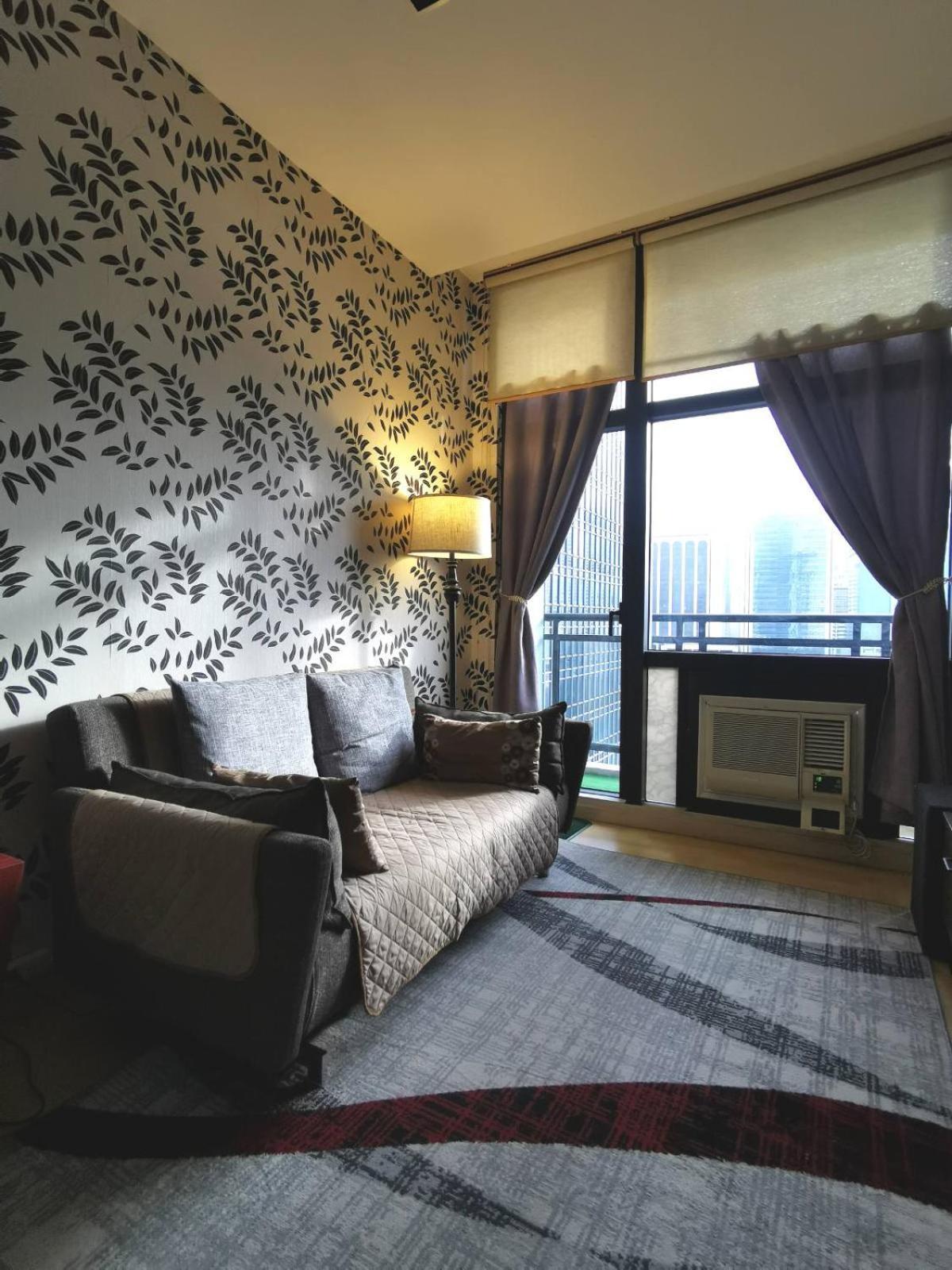 Spacious 1br Near Nightlife And Business Center In Makati *