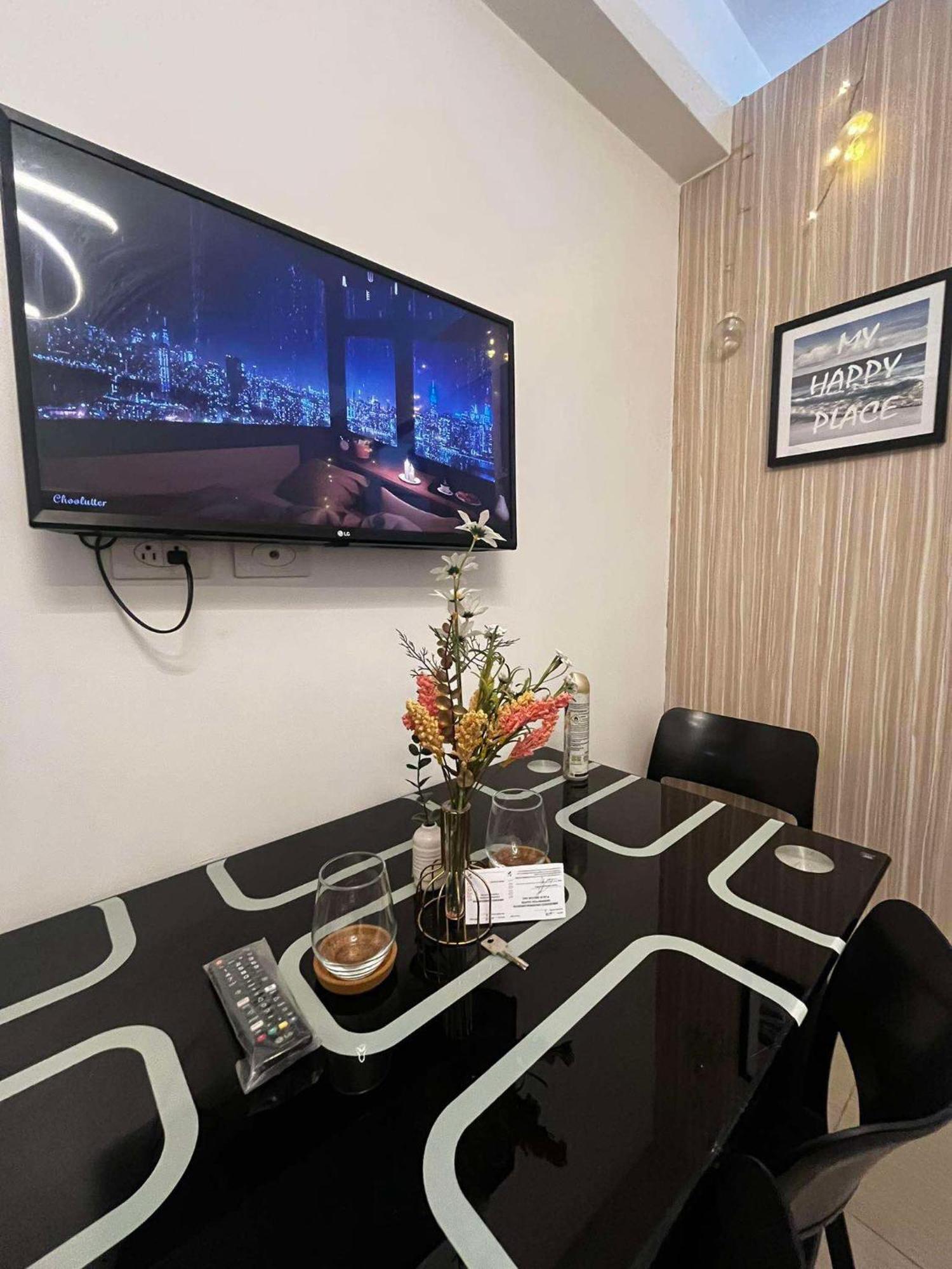 Affordable Staycation At Shore Residences Near Moa And Naia Aparthotel *