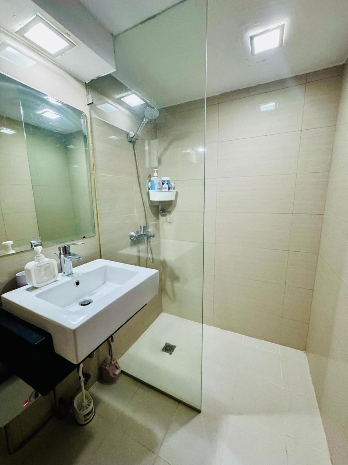 Cozy Viceroy 1br, Walk To Venice Mall *