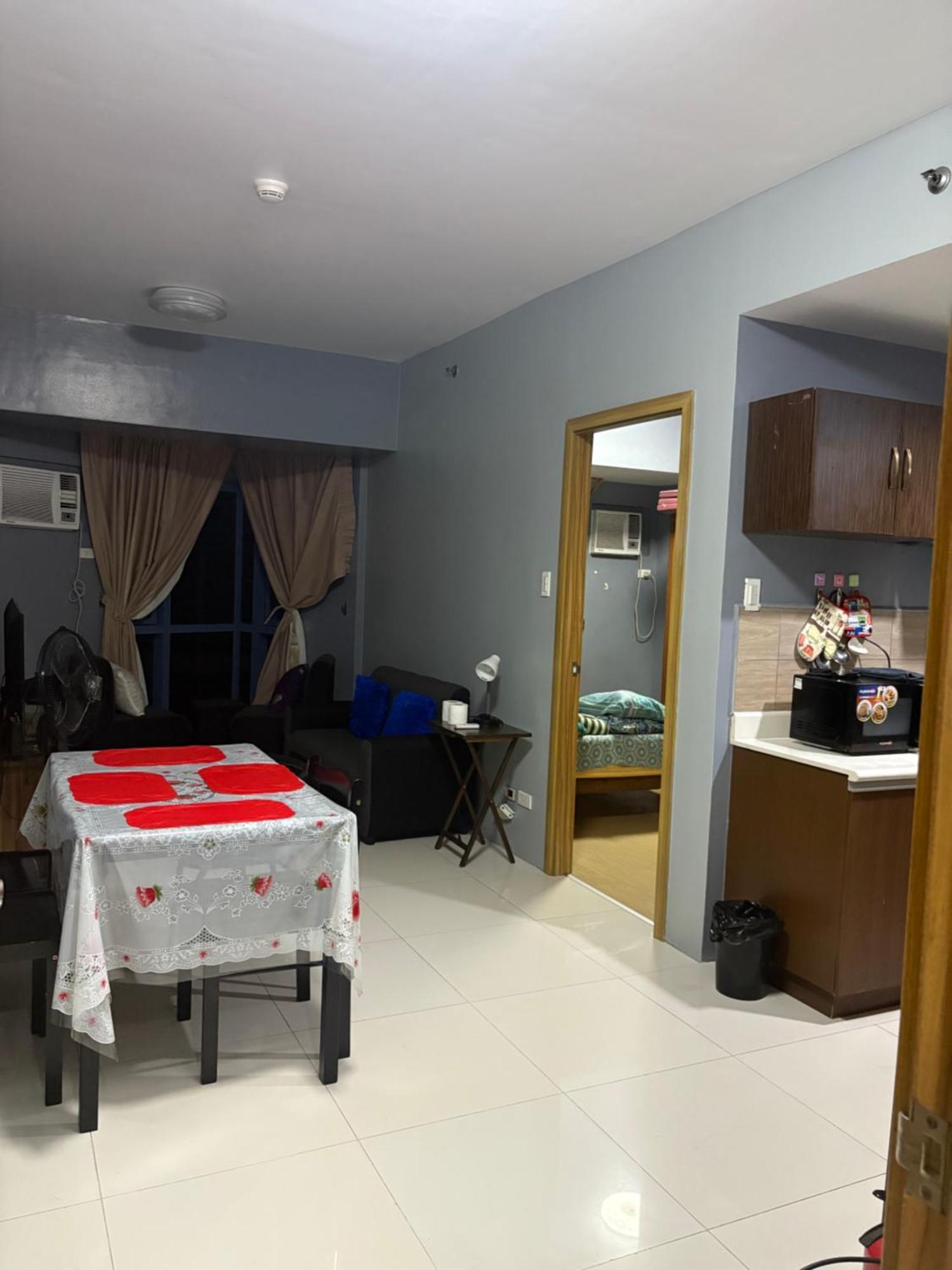 Familyroom 1 Bedroom * Manila