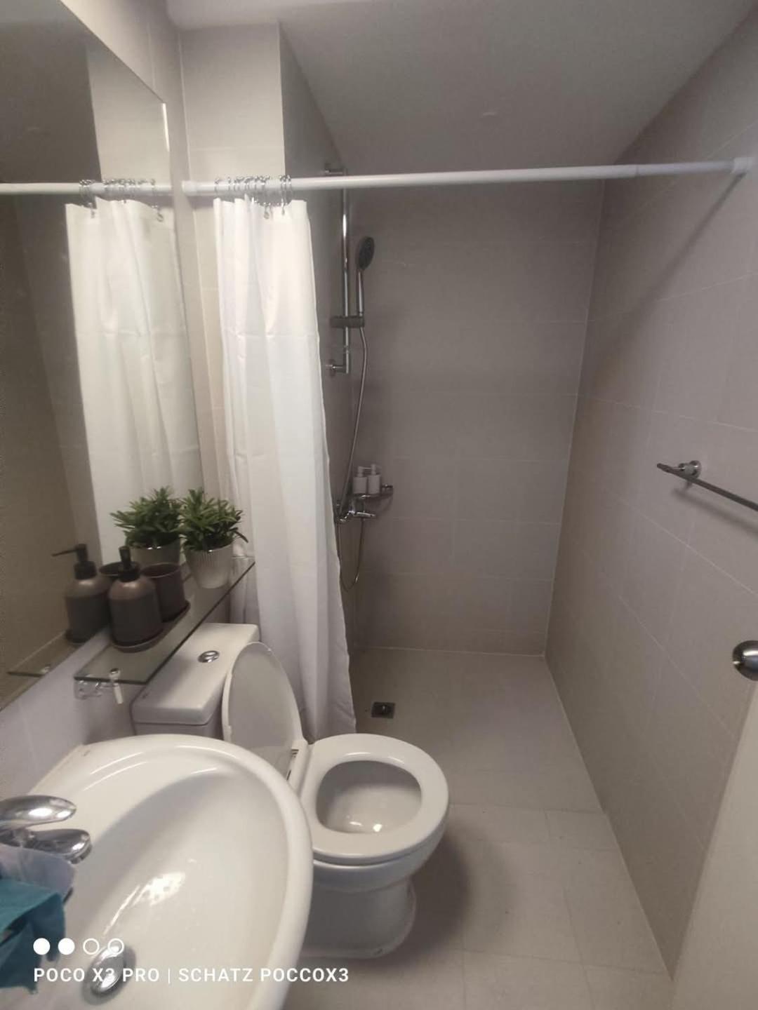 Casa Gloria Staycation Apartment Manila