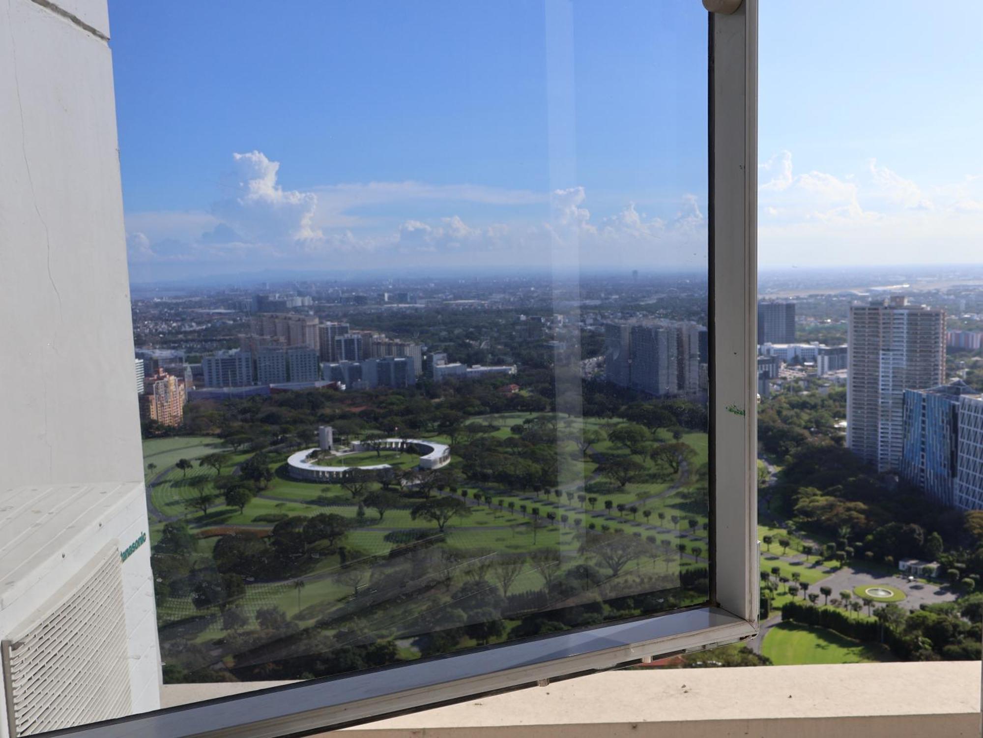 Apartment Simple&convience 1br In Bgc Near Hight Street Sm Aura Manila