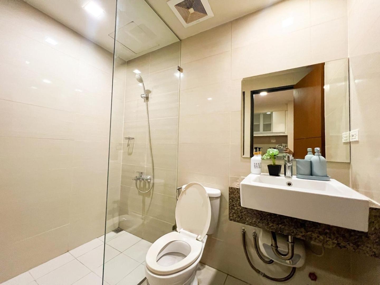 Holiday home Premium Bgc 1br Near Grand Hyatt #oursw9d1 Manila