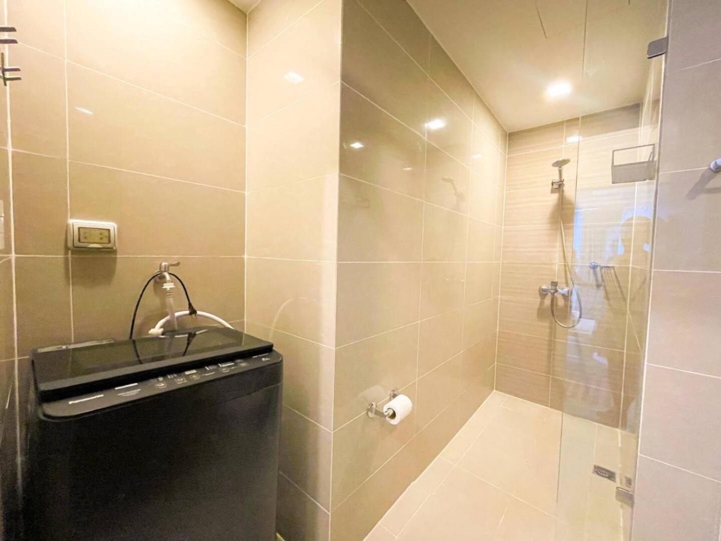 Holiday home Luxurious Modern Bgc At Uptown #upt131h *
