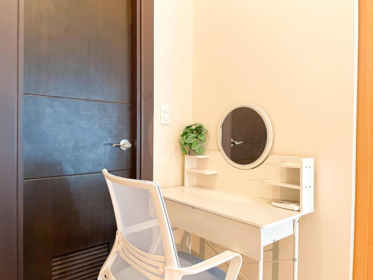Elegant Bgc Across Mitsukoshi Mall #upt27p Holiday home *