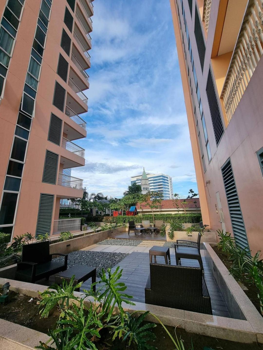 Elegant Venice Mckinley Hill Bgc #vlrtc5i