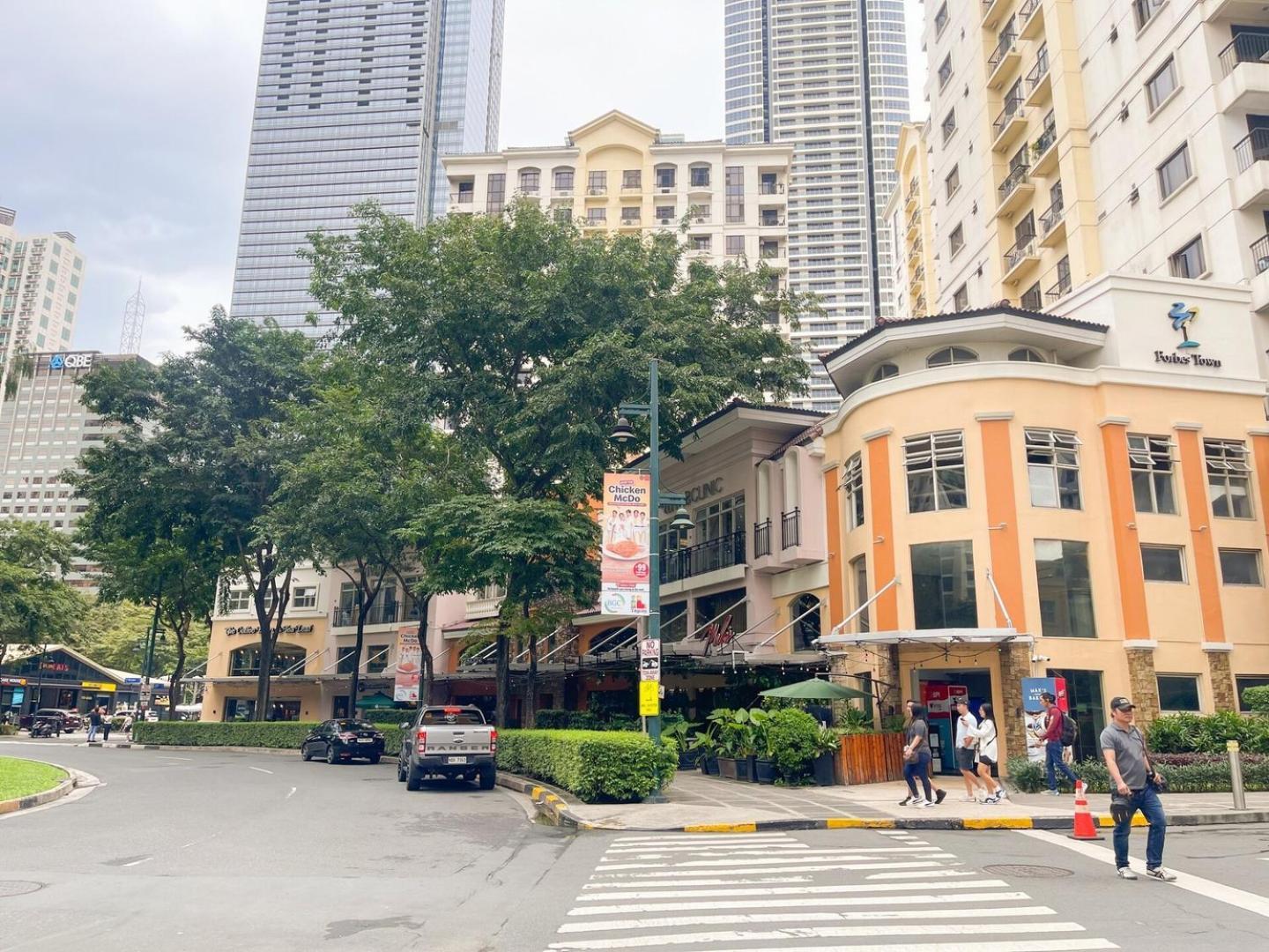 Staycation In Bgc #aatft13j Holiday home Manila