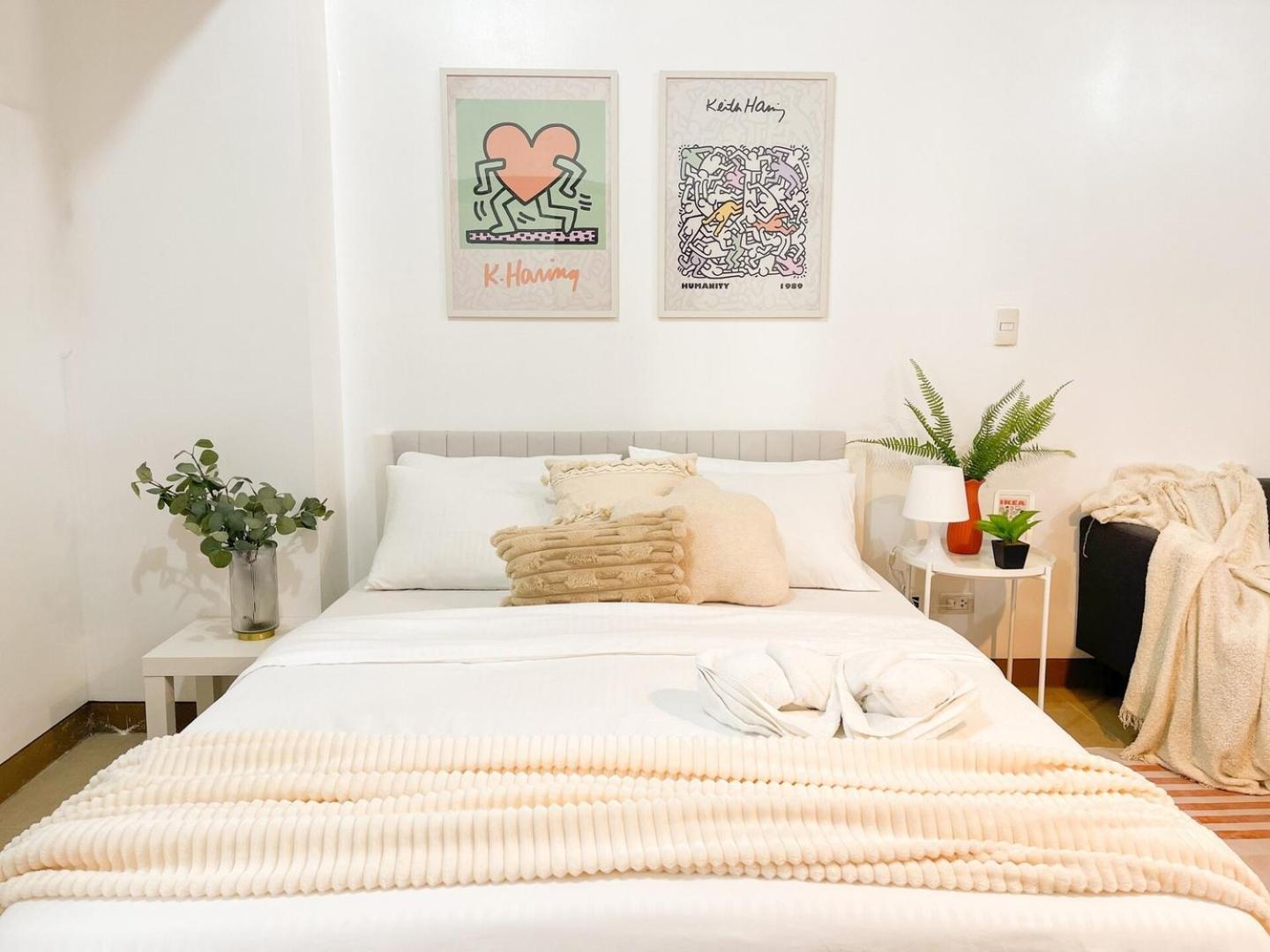 Holiday home Spacious Bgc Near Venice Canal #vlrtc28c Manila