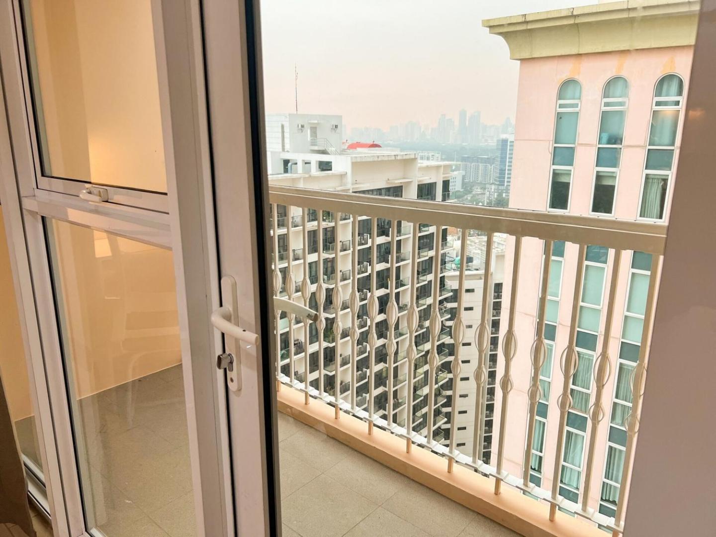 Holiday home Upscale Bgc By Venice Mall #vlrtc29e
