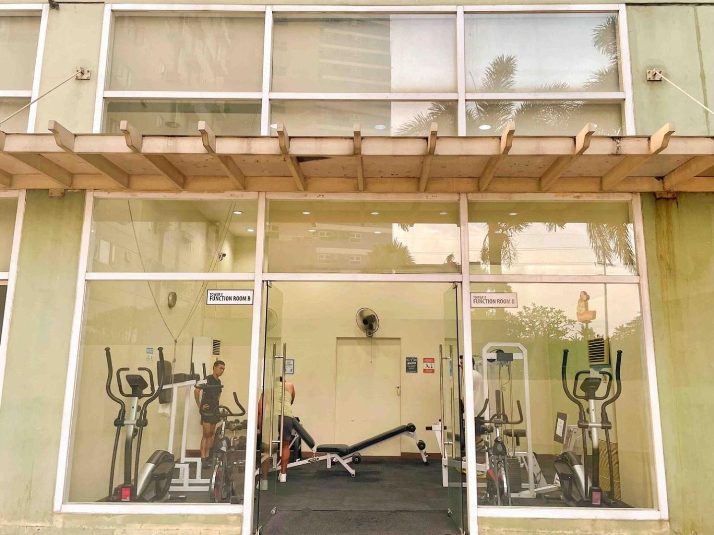 Cozy & Affordable Near Bgc #rt33005