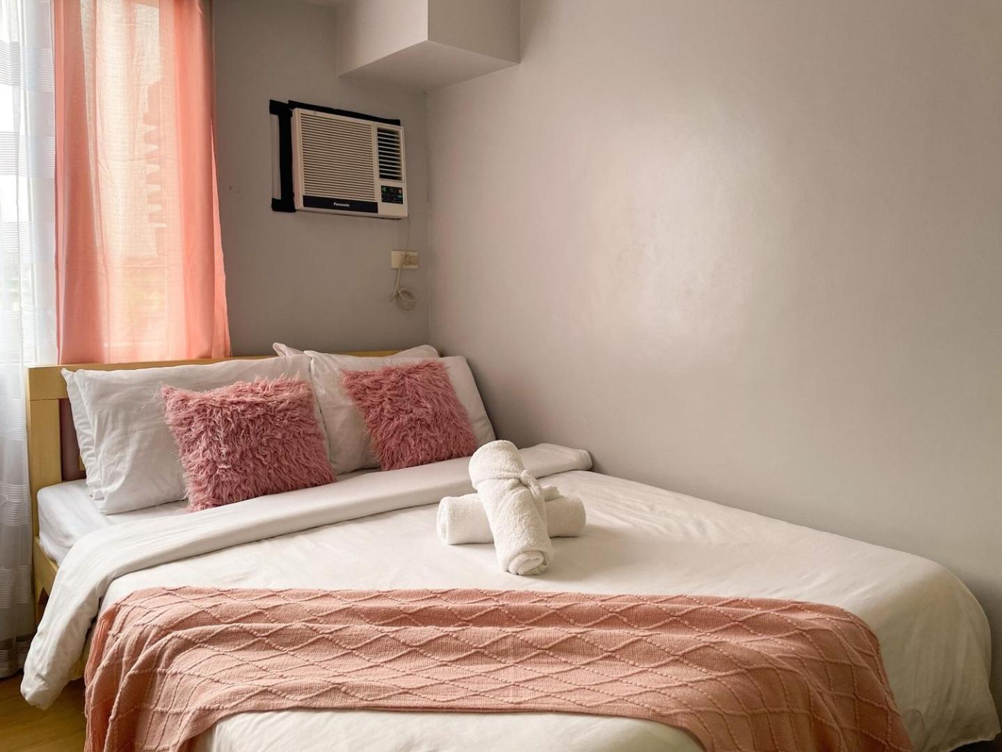 Cozy & Affordable Near Bgc #rt33005 Manila