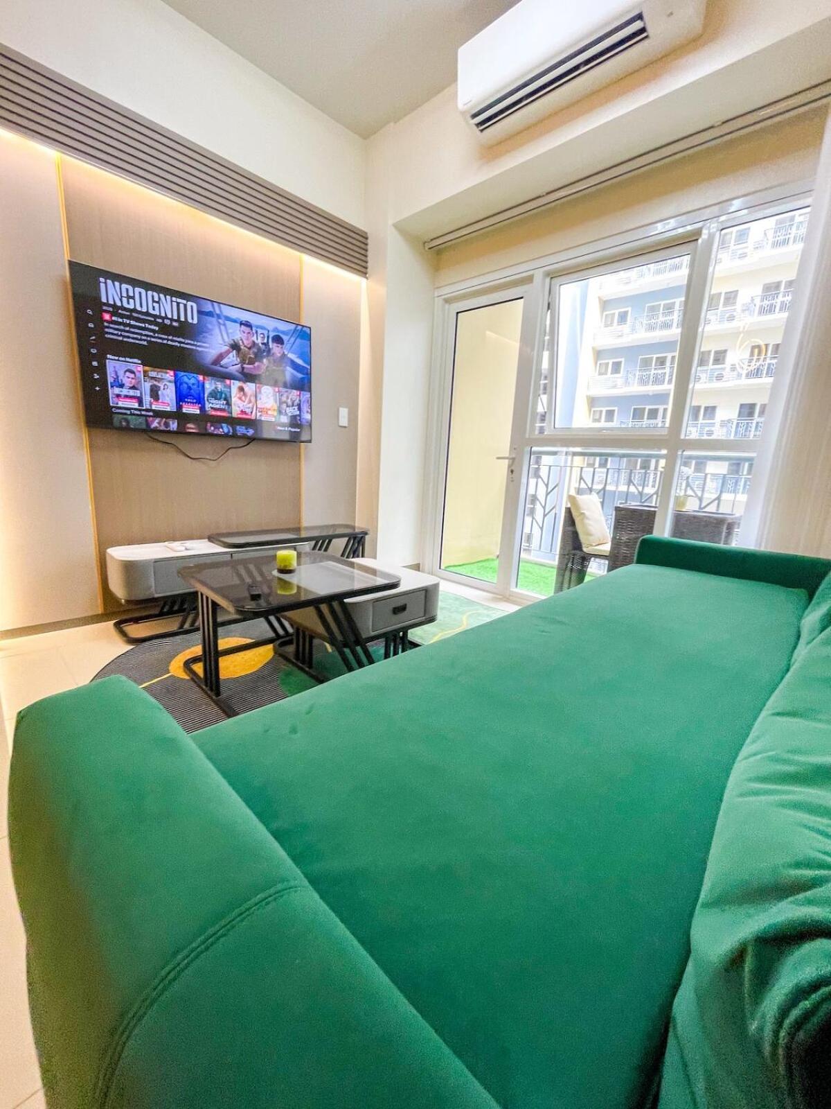 Apartment Spacious 2br Luxury Across Okada, Airport Manila