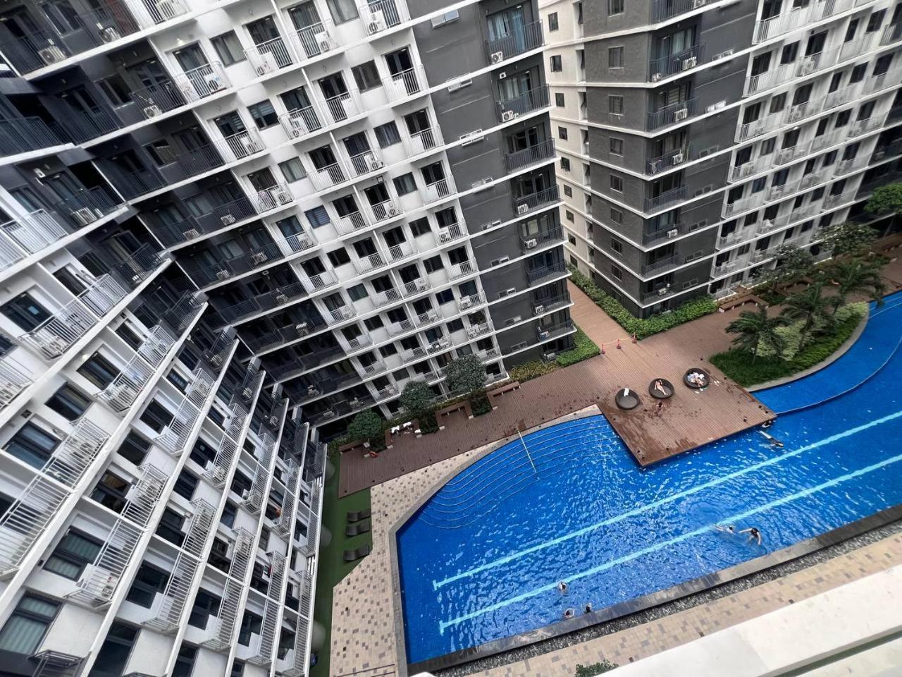 Unistay Shore 3 Tower 2 Pool View Cozy Hotel Manila