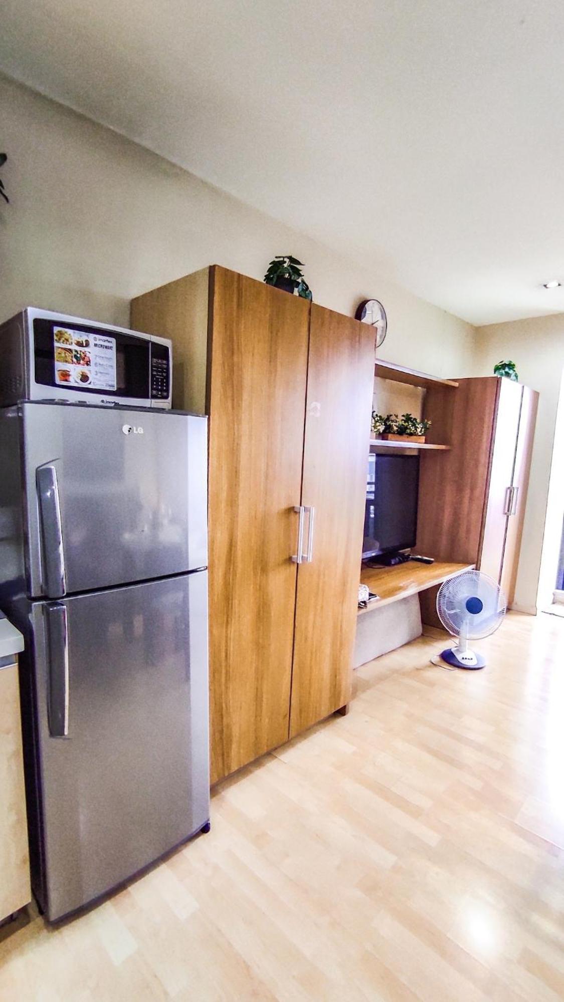 Apartment Brand New Staycation With Netflix In Poblacion, Makati, Philippines Manila
