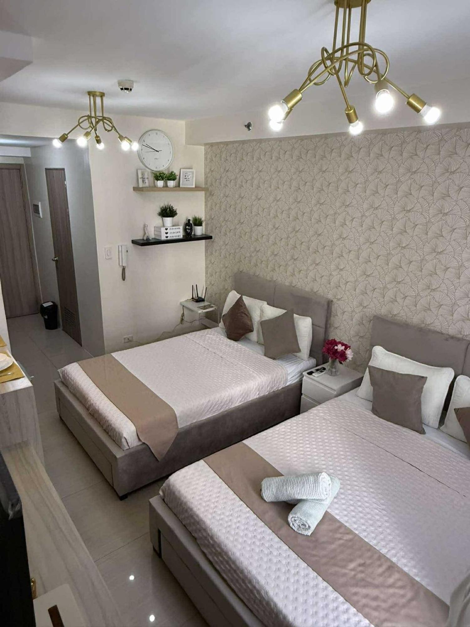 Luxe Shore2 Residences * Manila