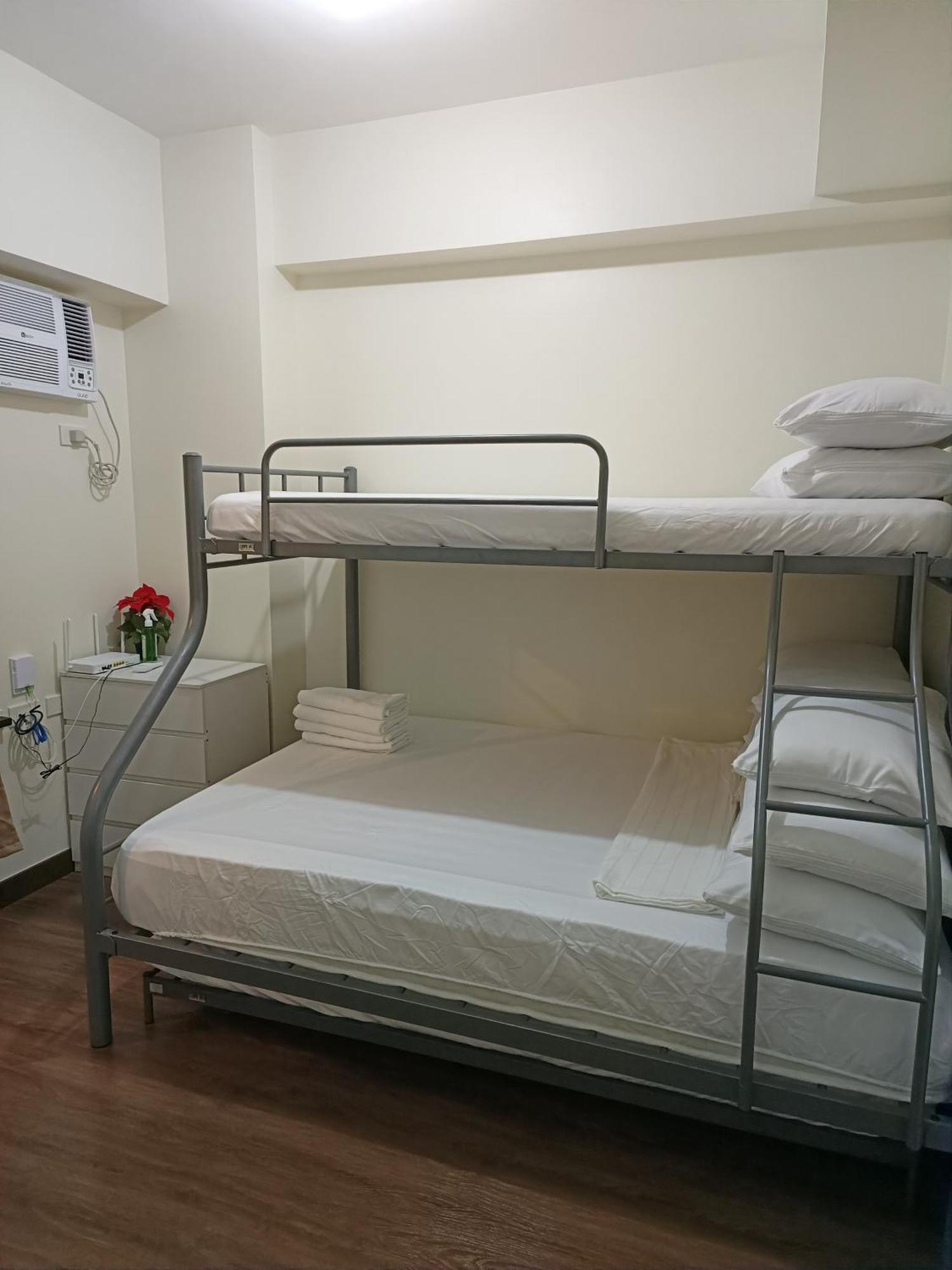 Dmci Theorabella Qc, 1 Bedroom W/bal In Cubao38sqm Apartment Manila