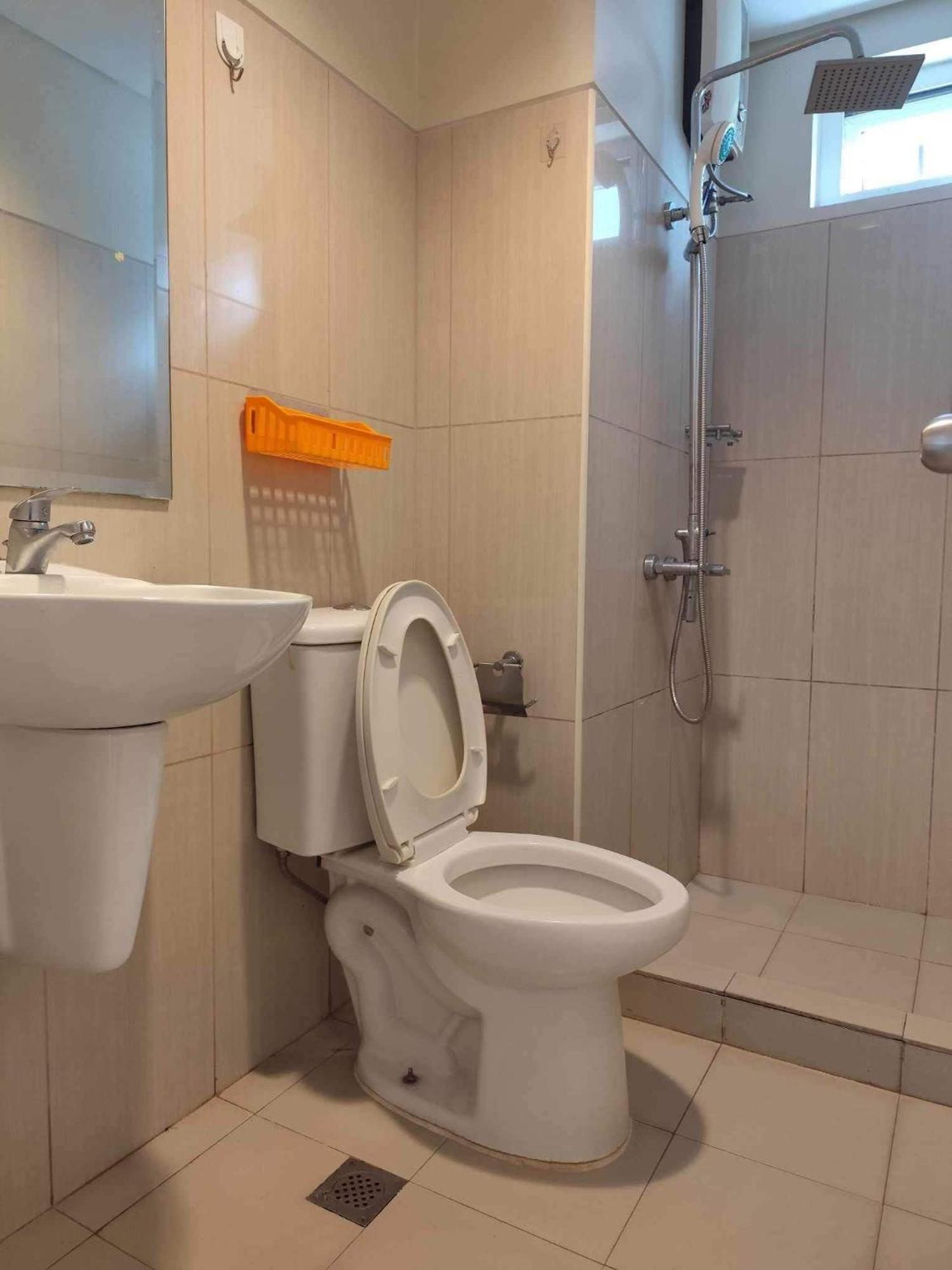 2bedroom With Big Balcony 1046d Pool View Apartment *