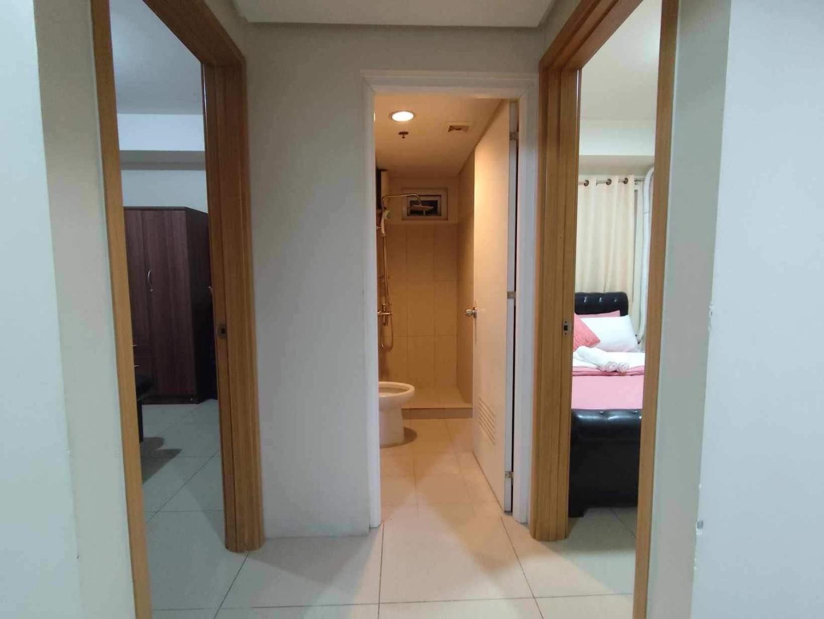 2bedroom With Big Balcony 1046d Pool View Apartment