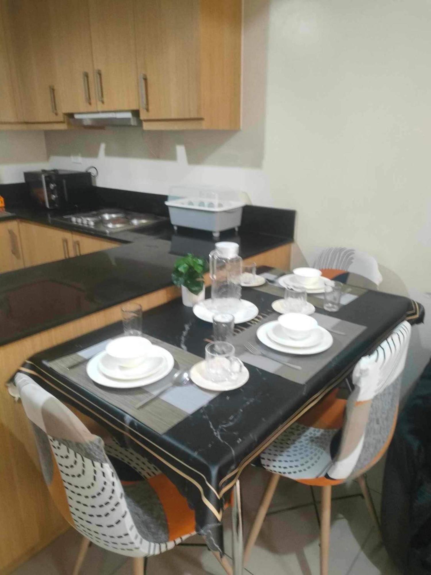 2bedroom With Big Balcony 1046d Pool View Apartment Manila