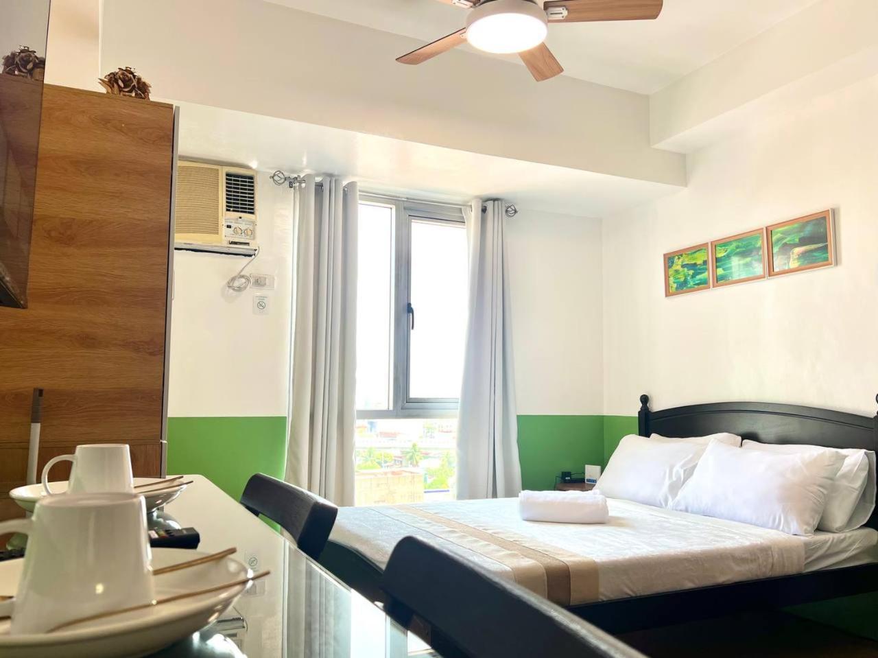 Emerald Escapes - Avida San Lazaro Near Ust-winford-sm * Manila