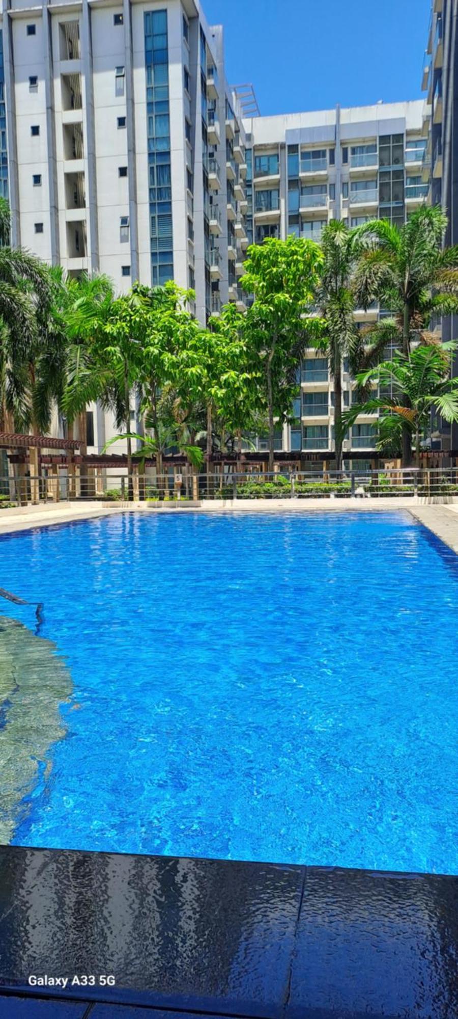 Airport Staycation @mrmcondotel Aparthotel Manila