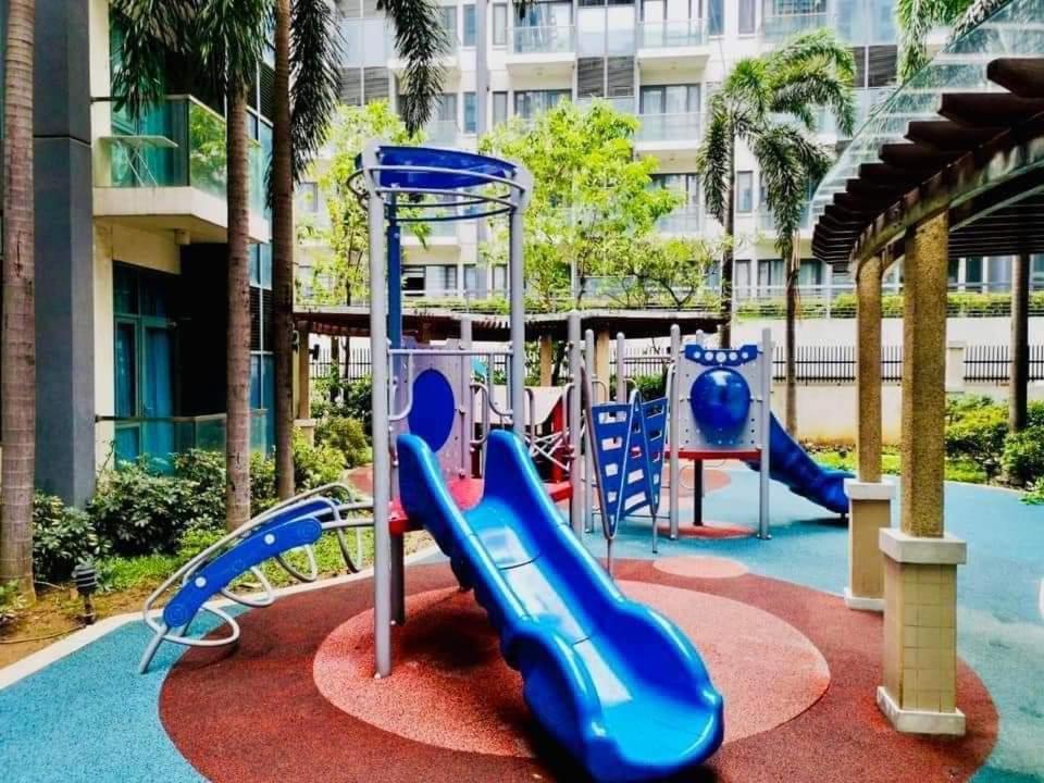 Airport Staycation @mrmcondotel Aparthotel Manila