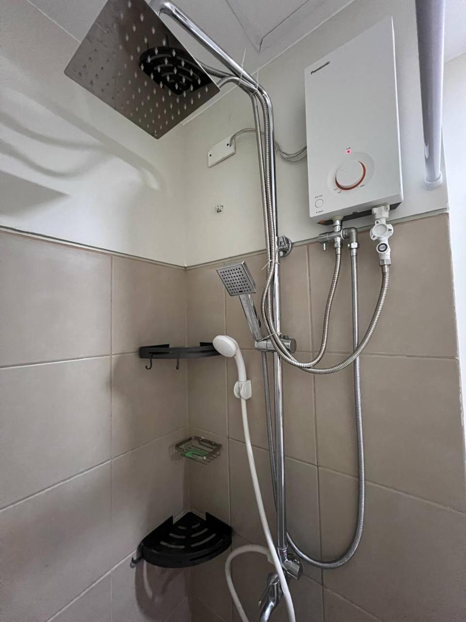 Aparthotel Field Residences - 2br In Paranaque Near Naia Airport Manila