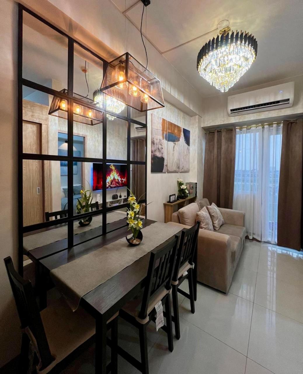 Field Residences - 2br In Paranaque Near Naia Airport Aparthotel Manila