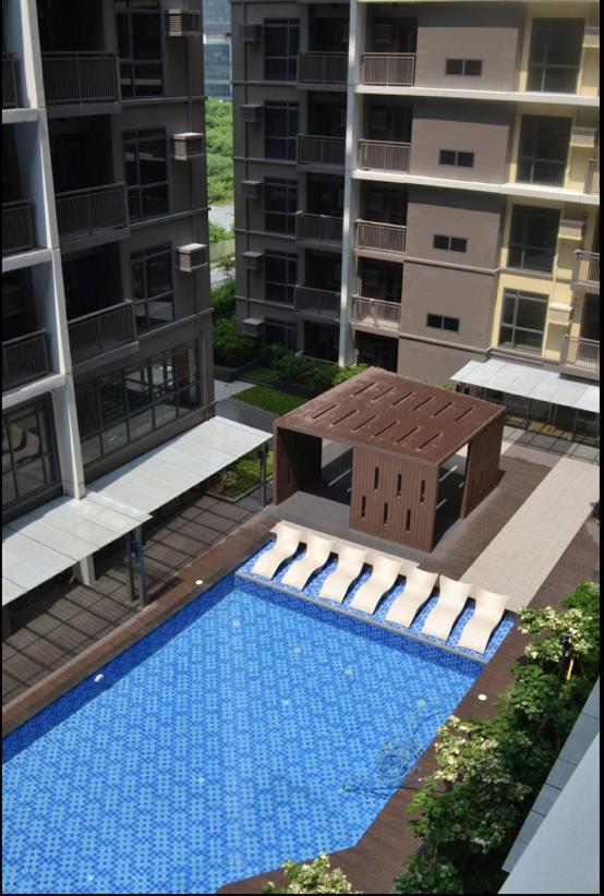 1 Bedroom Executive Gentry Manor By Jms *