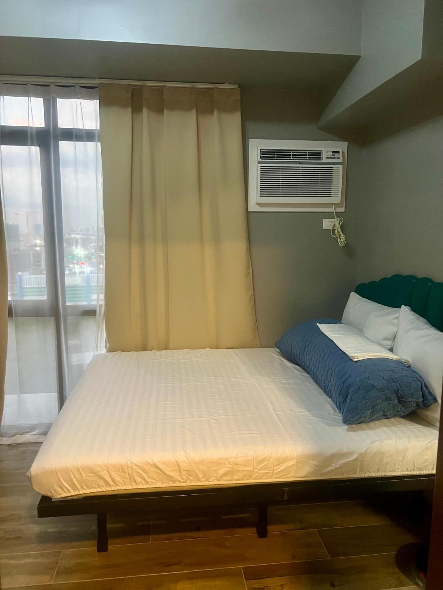 1 Bedroom Executive Gentry Manor By Jms *