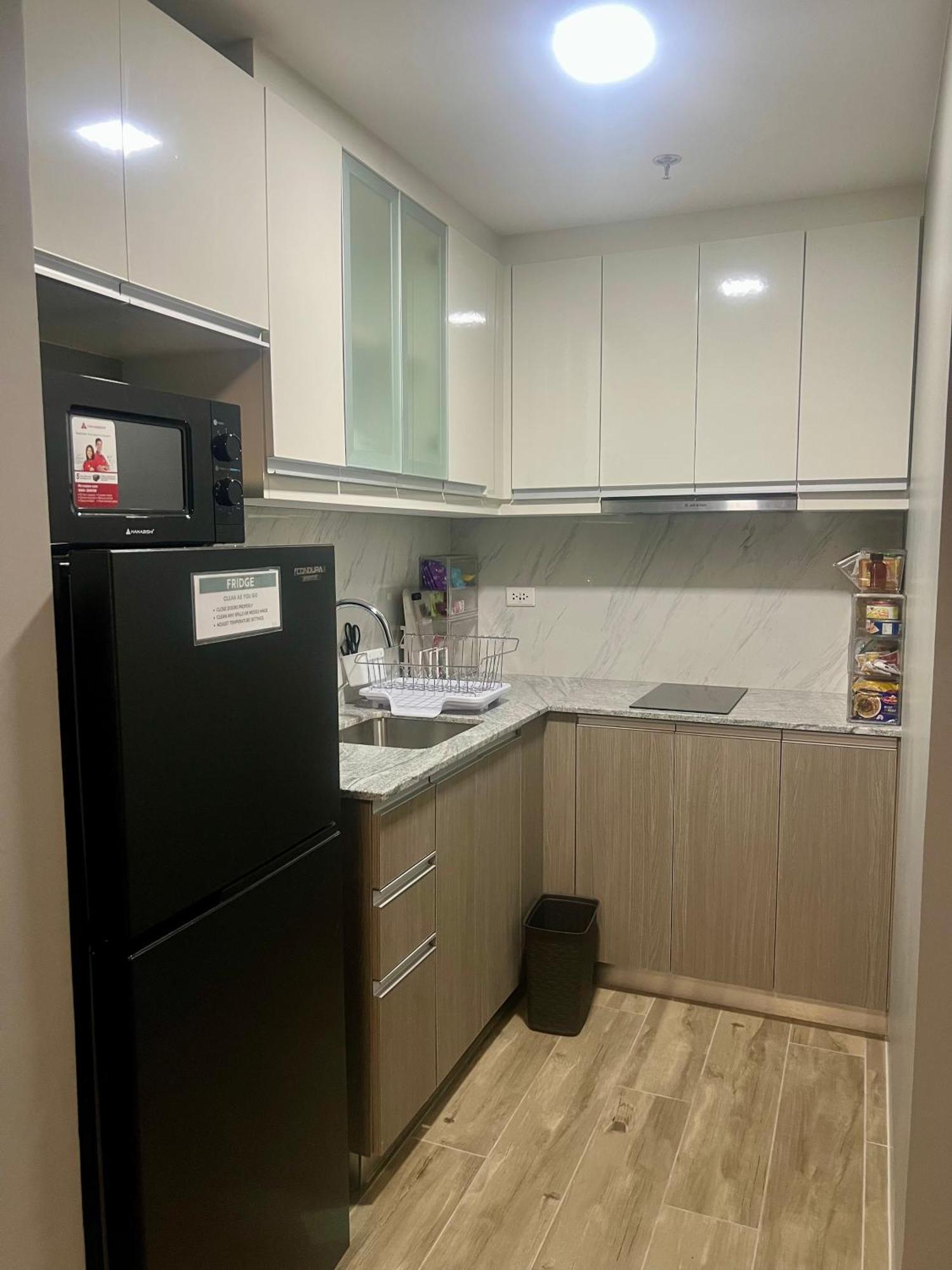 Aparthotel 1 Bedroom Executive Gentry Manor By Jms Manila