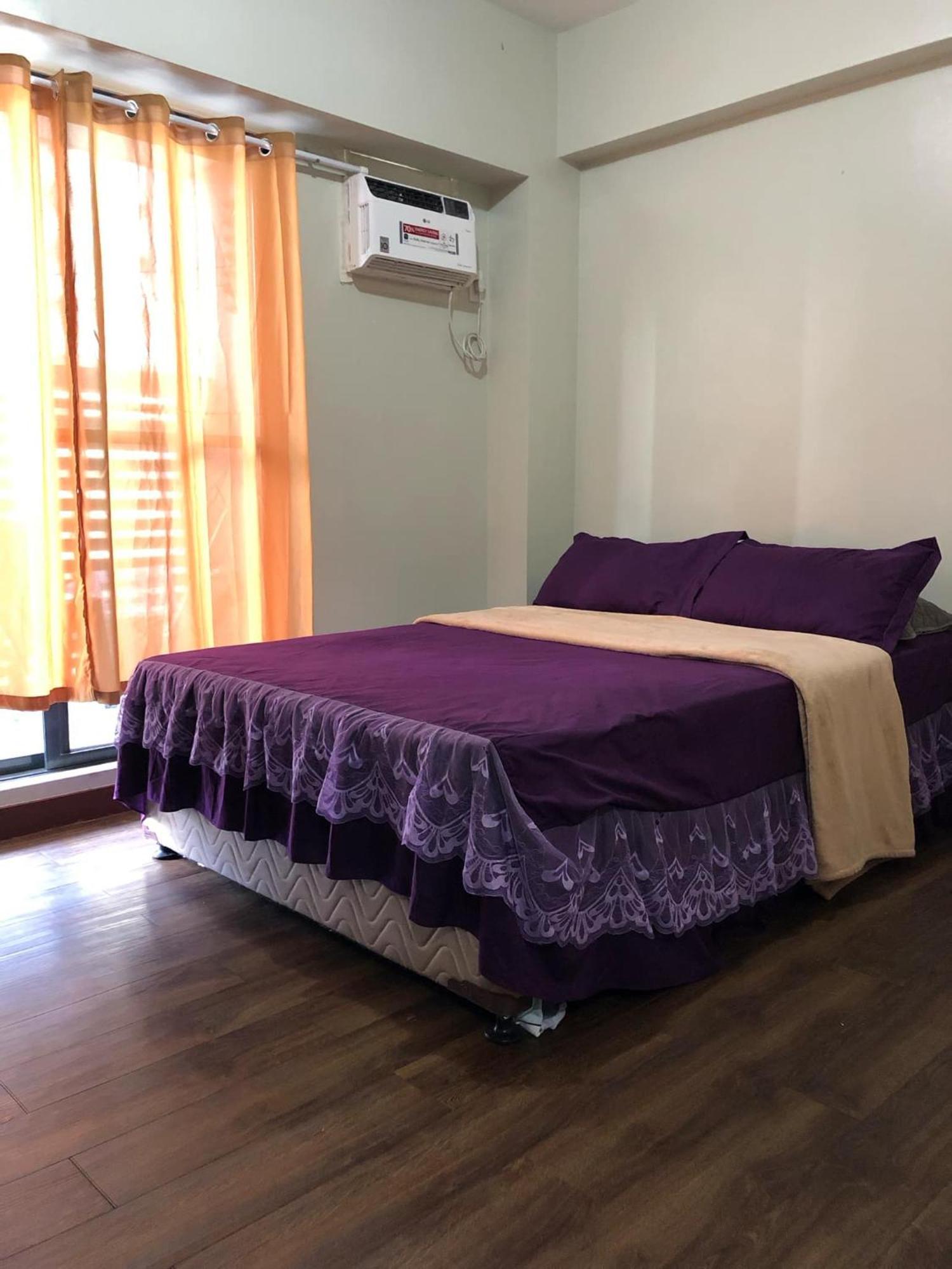 Flair 2 Bedroom Unit With Balcony Manila