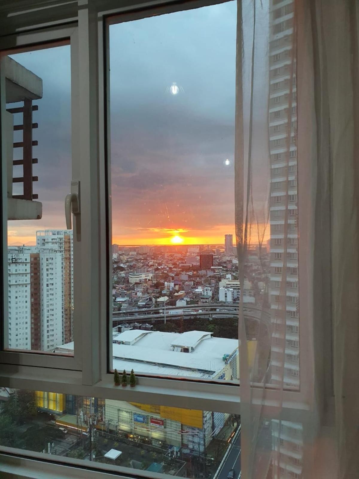 Zeke A Zac - The Beacon Makati Aparthotel Manila