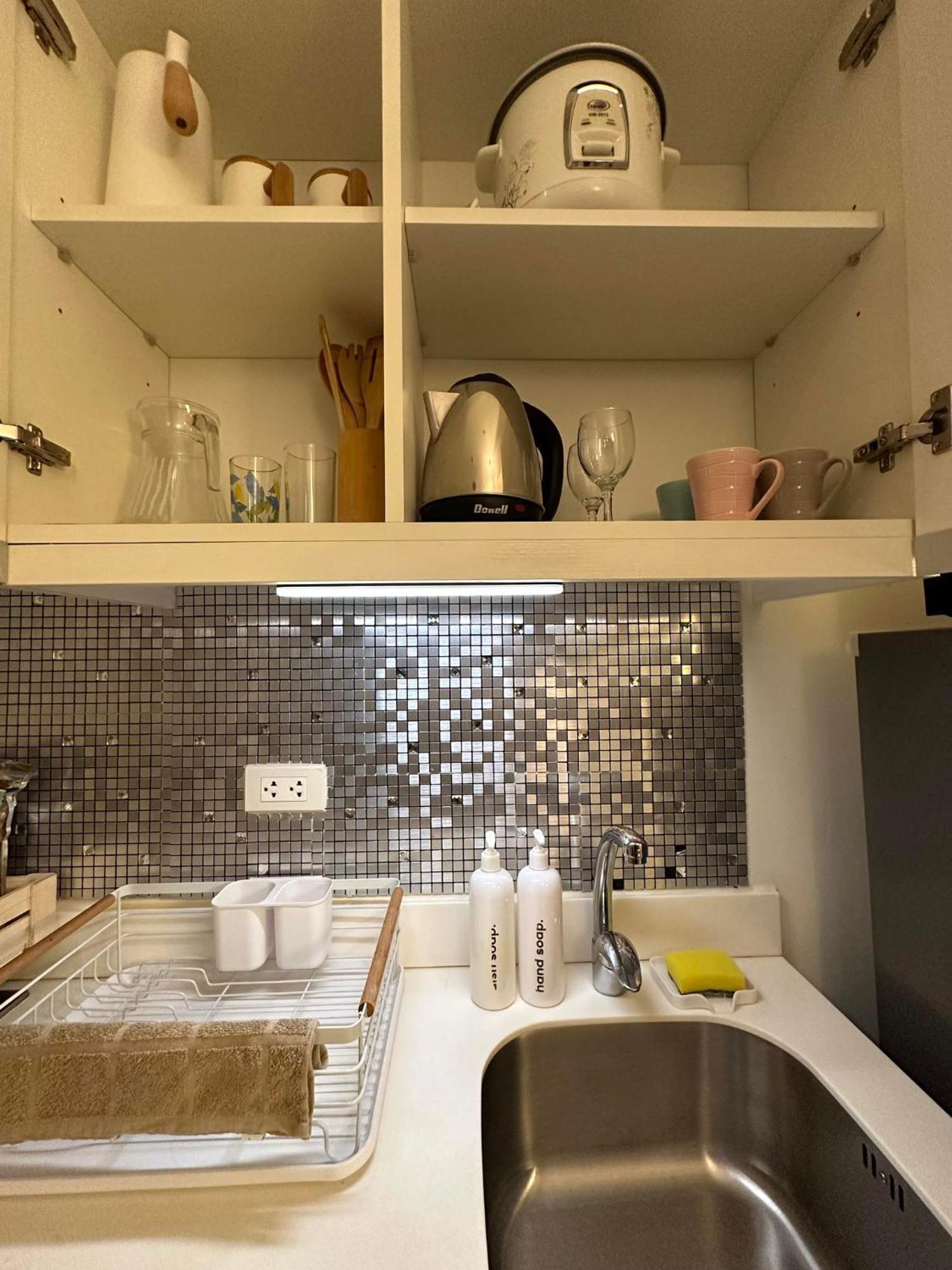 Azure Urban Residences - Staycationary Miami 1210 * Paranaque City