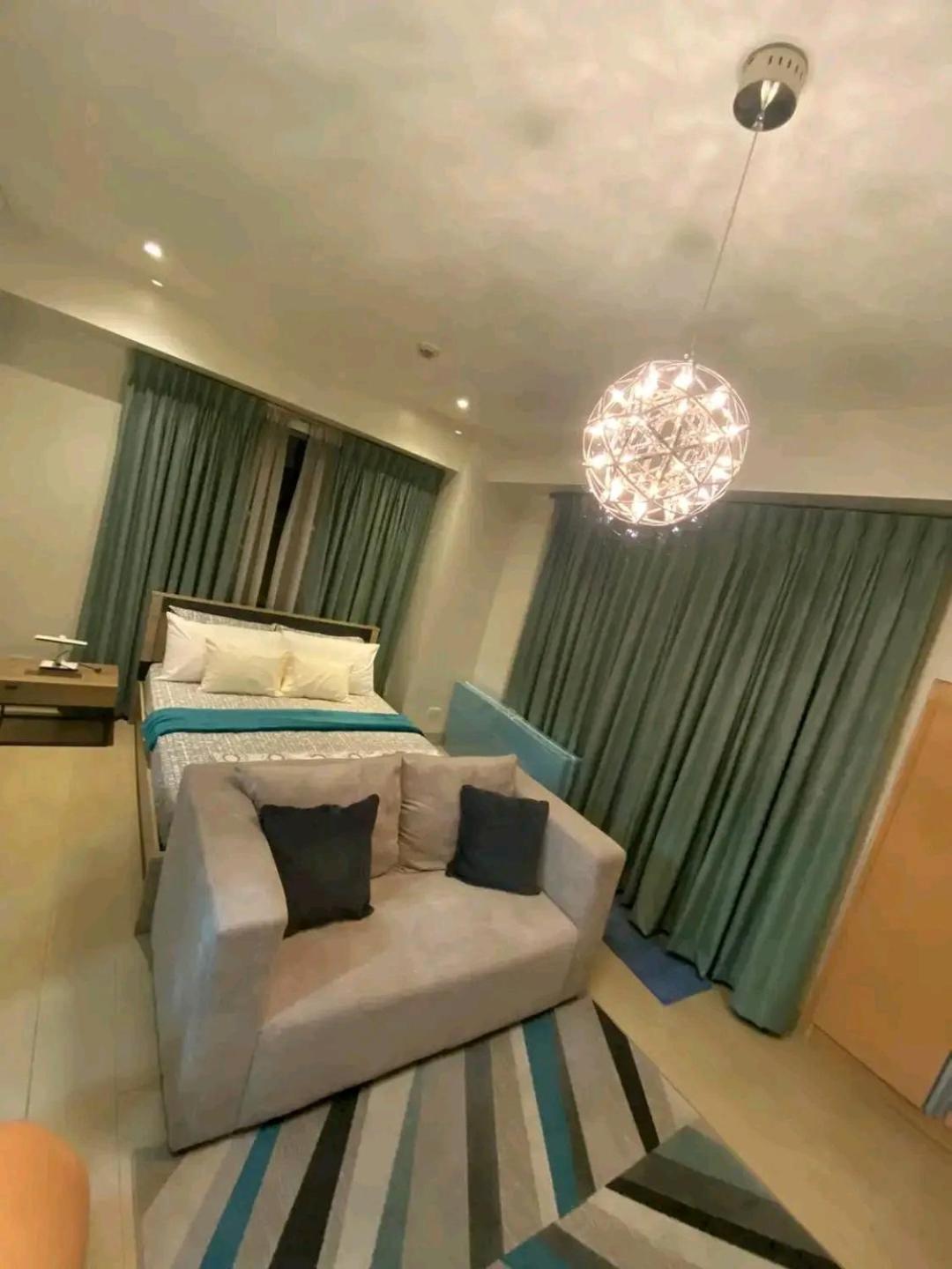 Aparthotel Airport Staycation @mrmcondotel