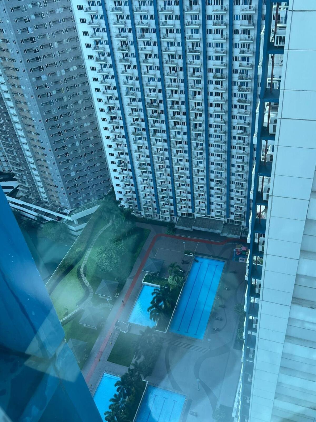 In Mandaluyong Near Bgc Apartment