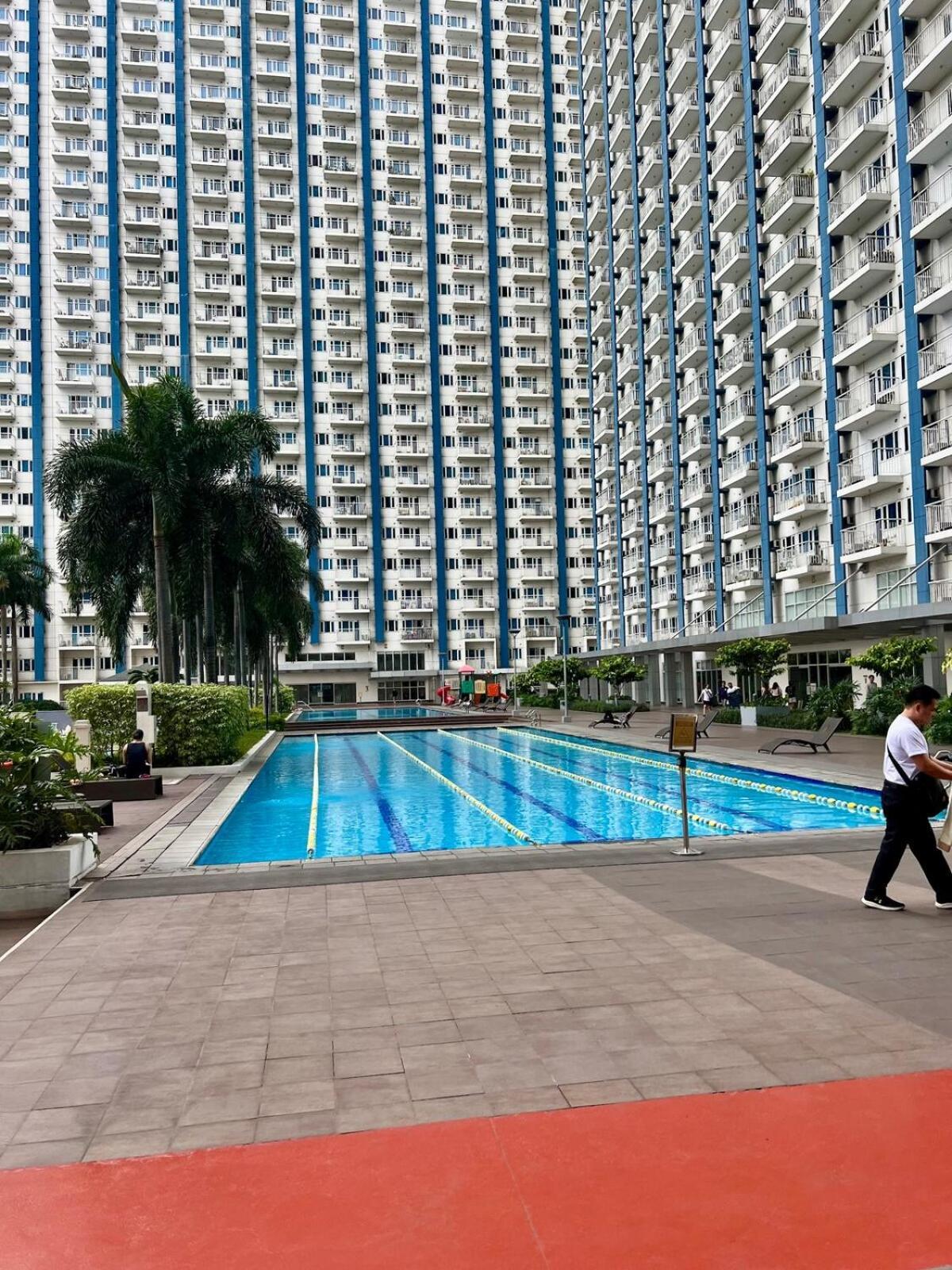 In Mandaluyong Near Bgc Manila