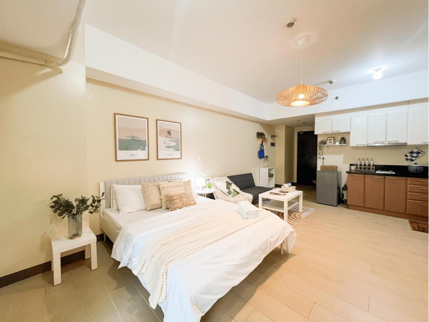 Cozy Bgc Condo, Venice Grand Canal #vlrtc18e * Manila