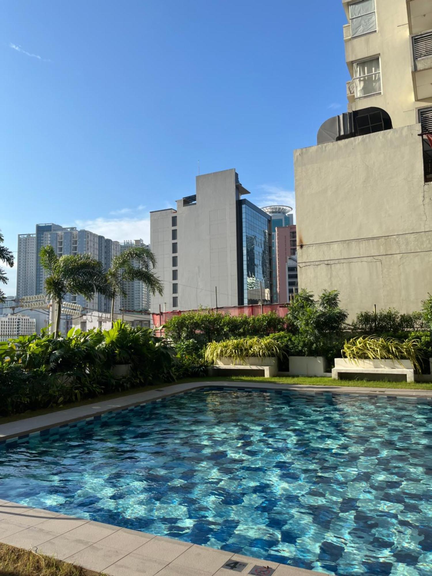 Apartment M&b Staycation Manila