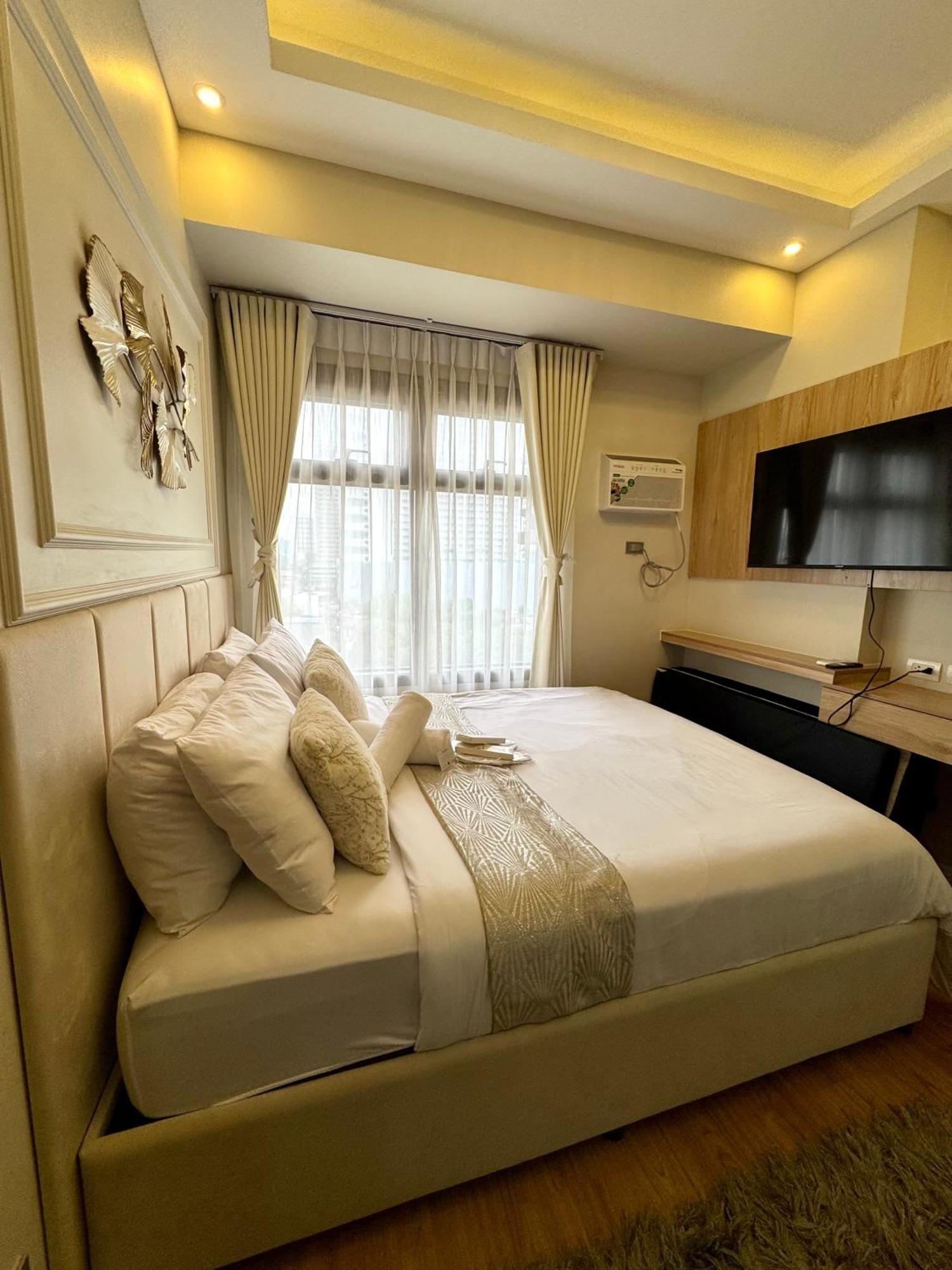 Manila Bay Guest house *
