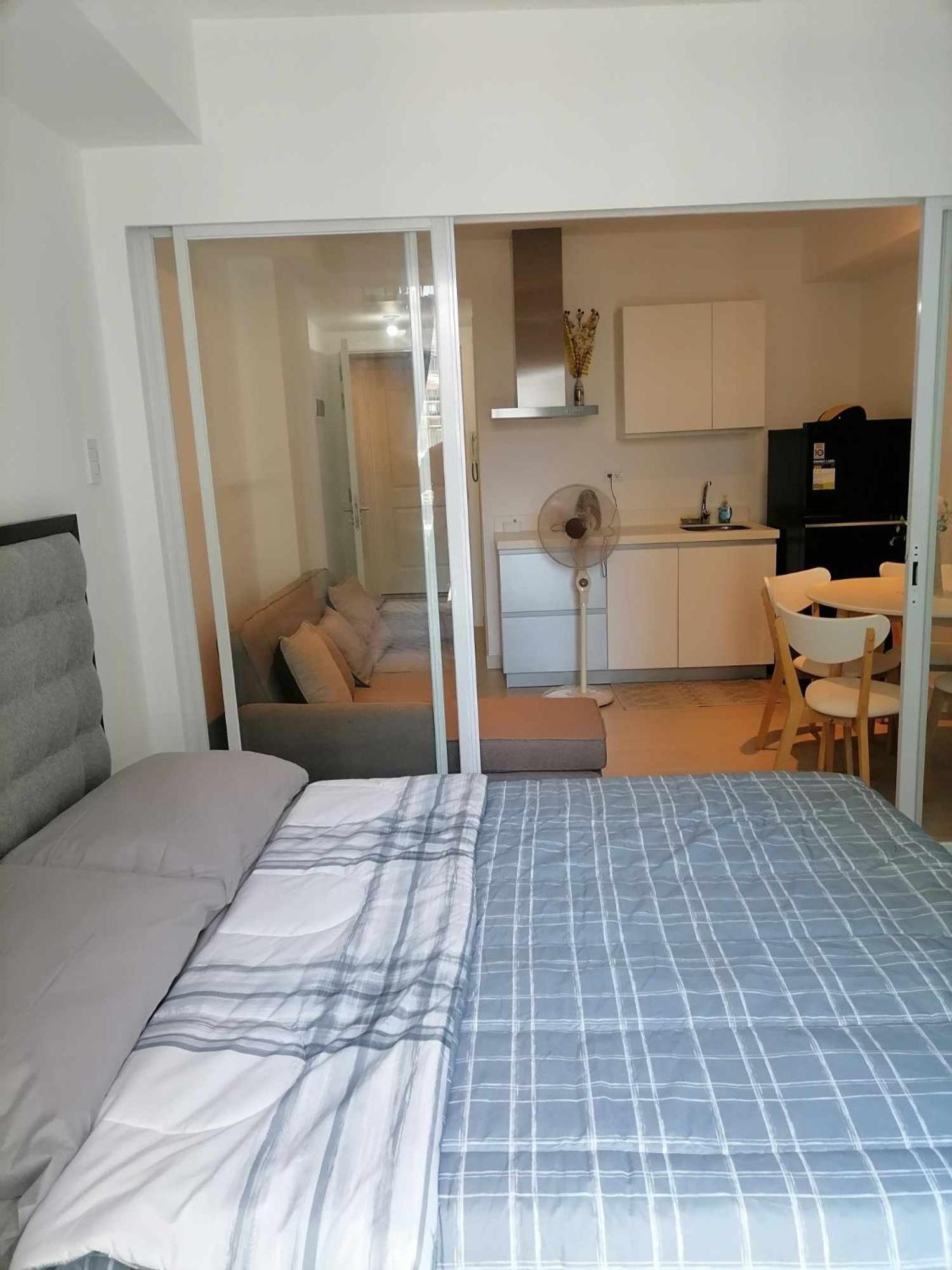 Premium 1bedroom Unit Near Airport, Moa, Casinos, Sm Bicutan