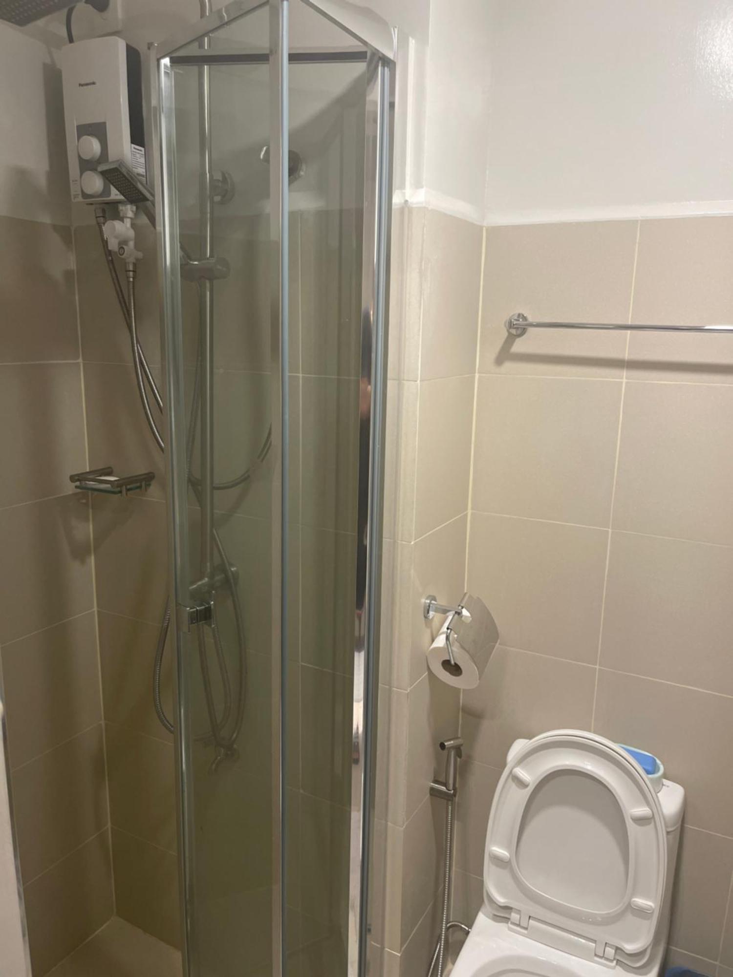 Fame Residences Tower 1 Unit 3706 Apartment Manila