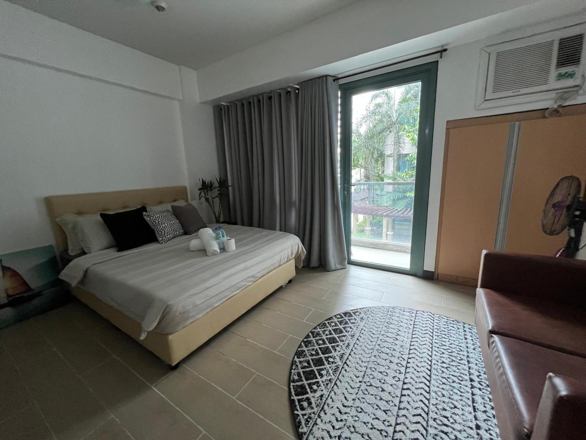 Two Palm Tree By Trisha Apartment *