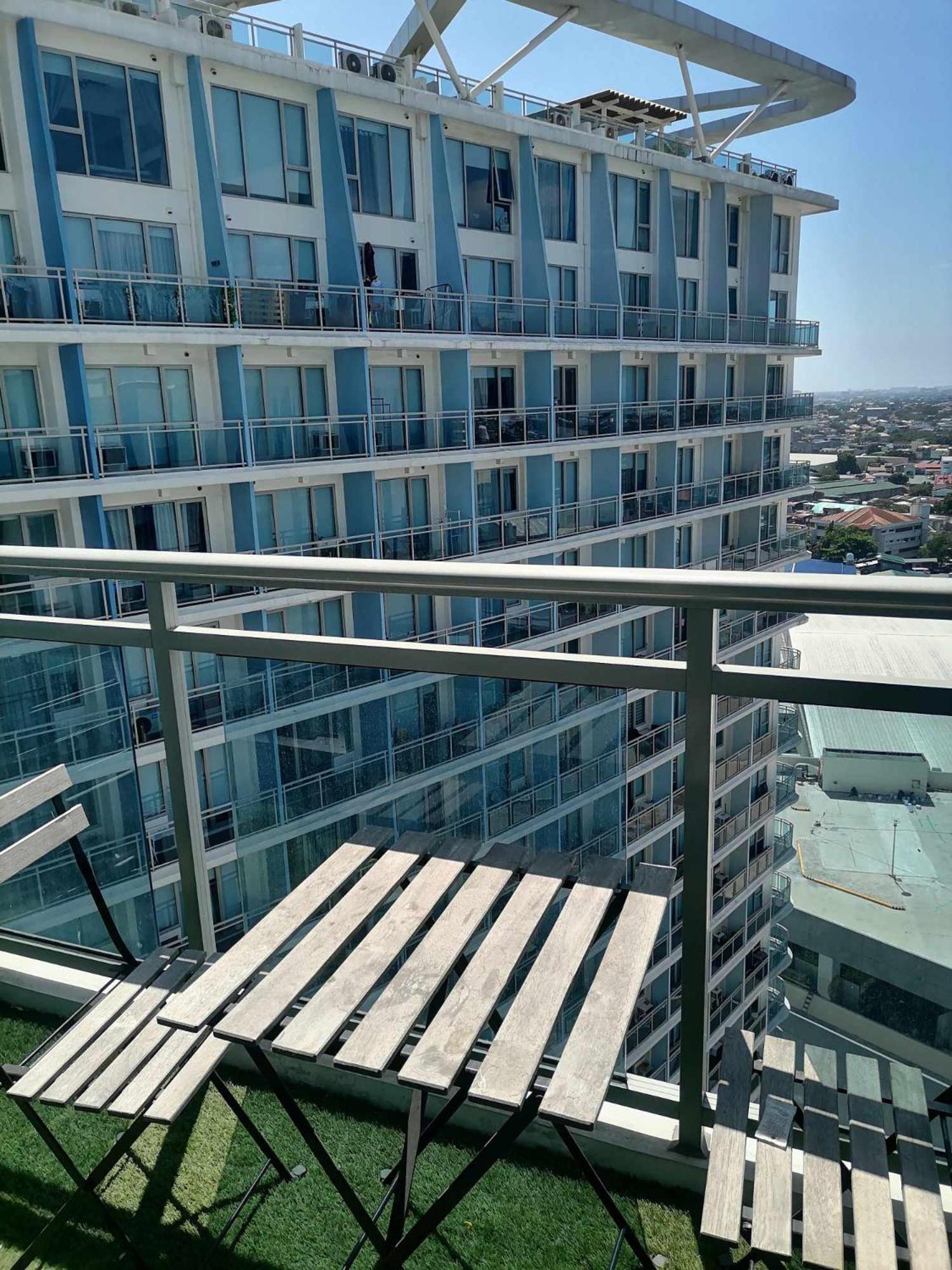 Luxury 1bedroom Unit Near Airport - Azure Residences Apartment *