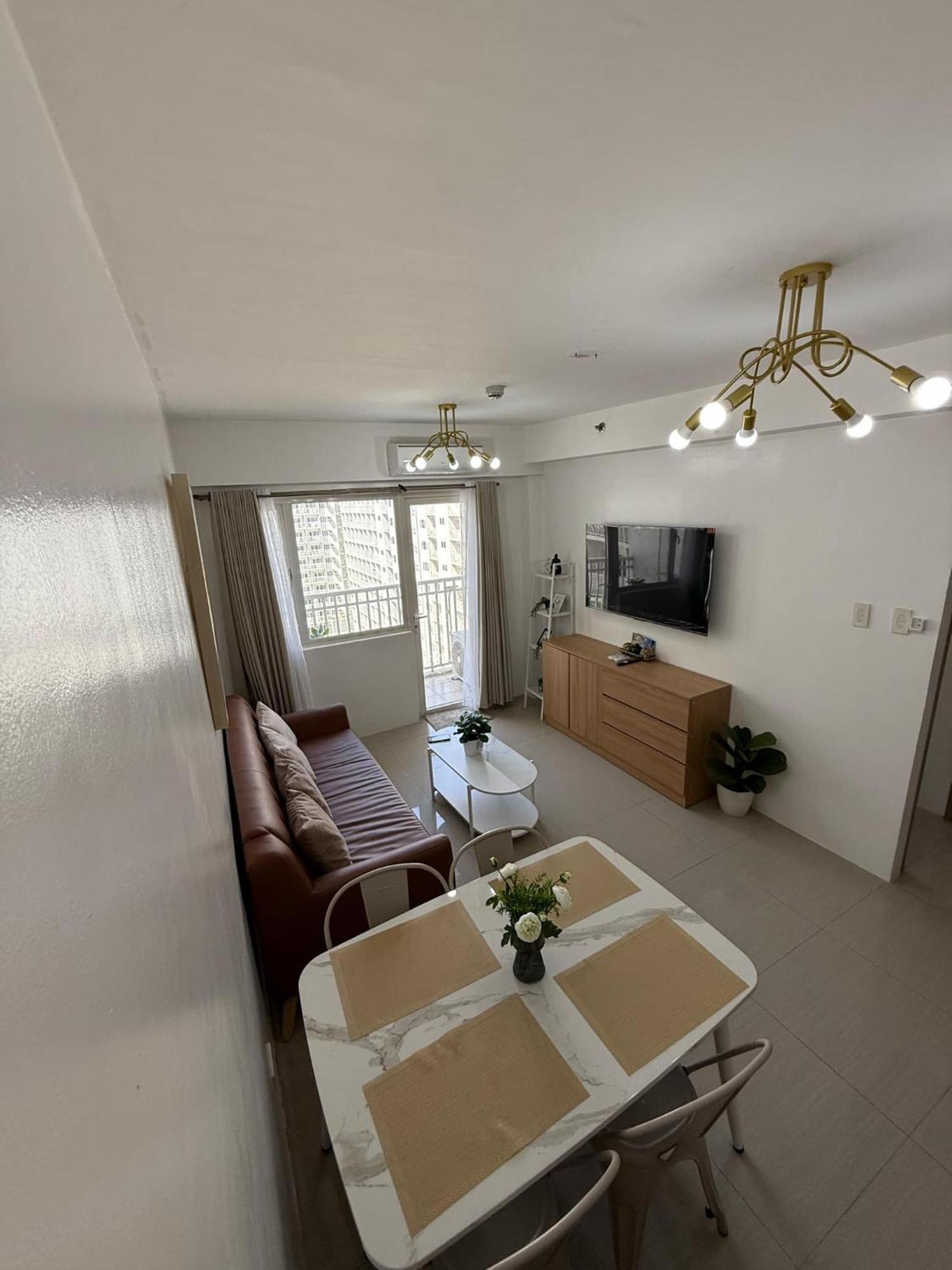 Spacious 2br At Moa Apartment