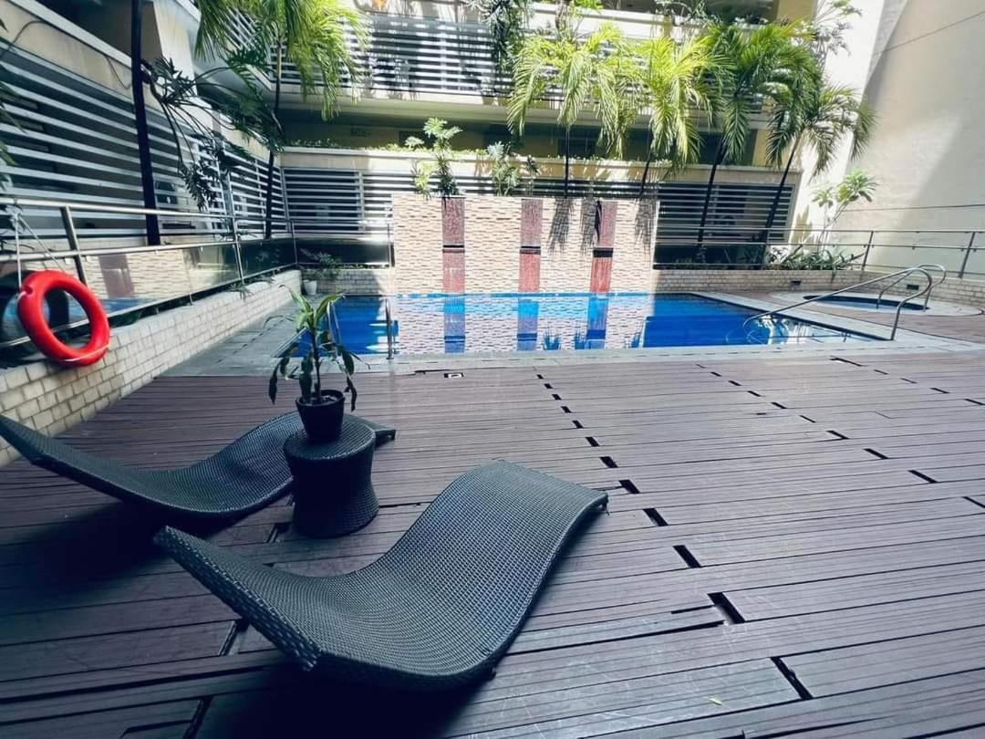 Jace Oasis Aparthotel