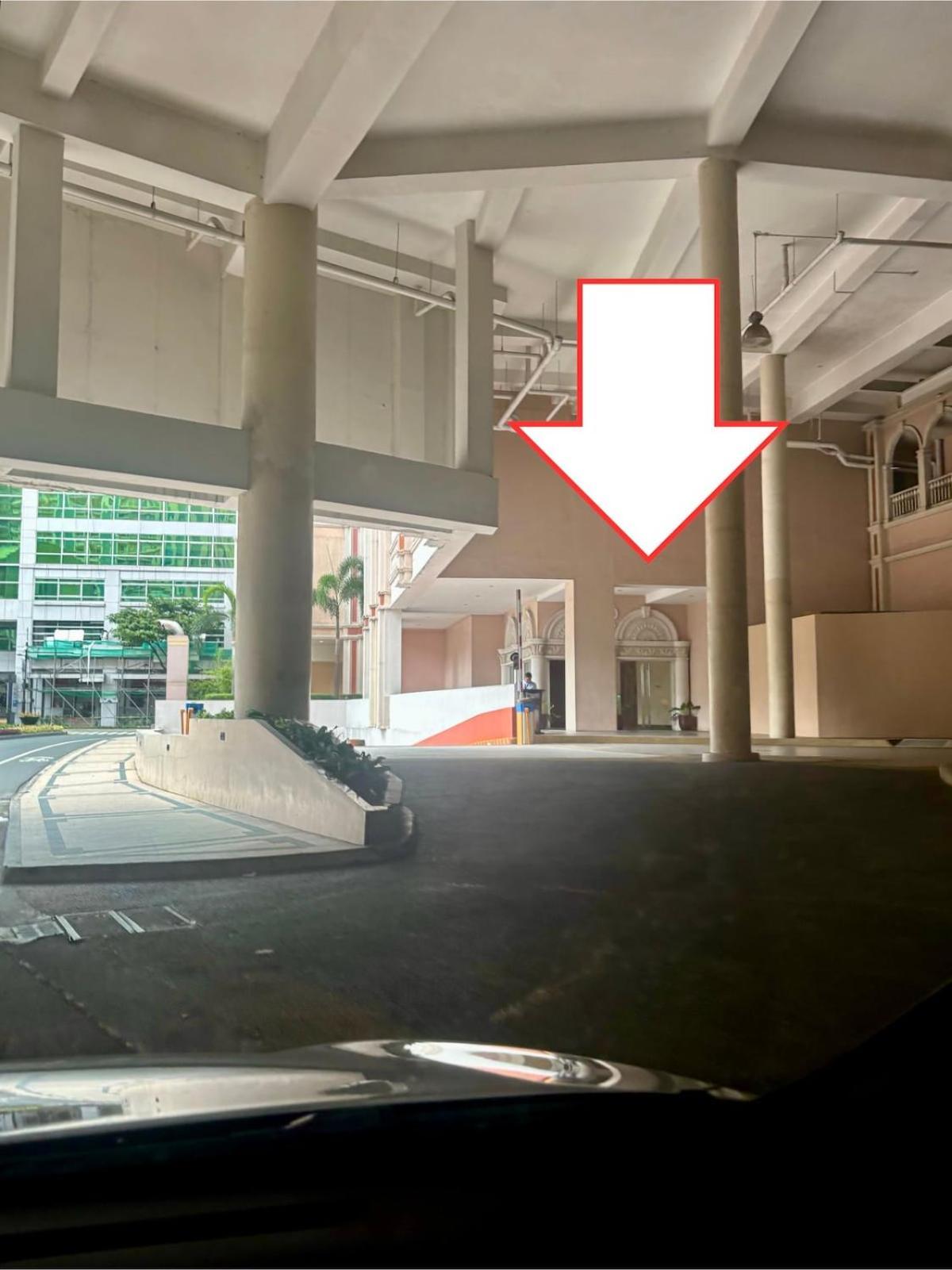 Balcony Overlooking The Iconic Venice Grand Canal With Pool & Sauna, Alexa Smart Lighting, Free Parking, 5 Mins To Bgc, Fast Wifi, Emma Mattress And Pillows * Manila
