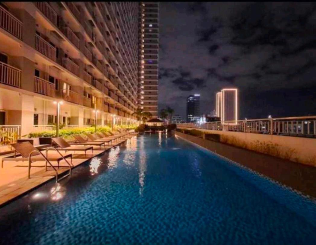 Caine's 27th Feel Our And Warmth Welcome Aparthotel Manila